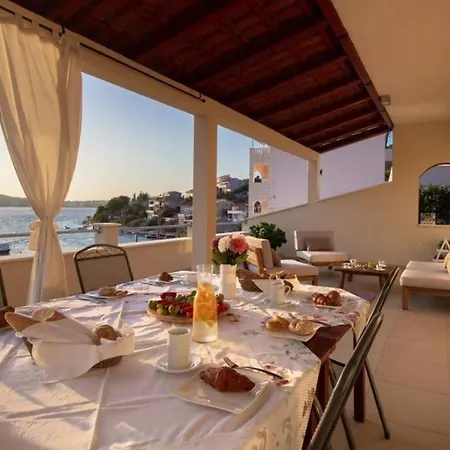 Luxury By The Sea With Heated Pool
